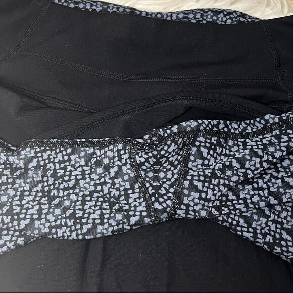 Athleta Dream Acceleration 2 in 1 Leggings Skirt - Picture 11 of 12